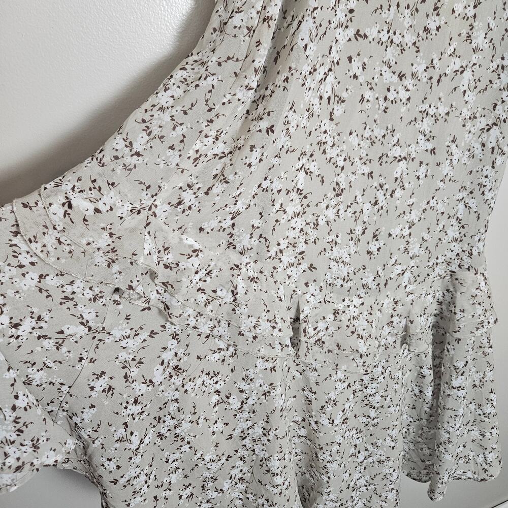 NWT Wayf Sz Medium Ruffled Sage Ditsy Print Sz Medium - Picture 10 of 14